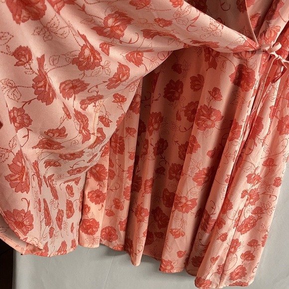 Torrid Dress Size 20 Floral Faux Wrap Flutter Sleeve Feminine Flowy V Neck Party - Picture 7 of 16